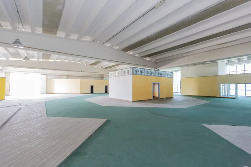 Brescia Est fronte A4: store al secondo piano