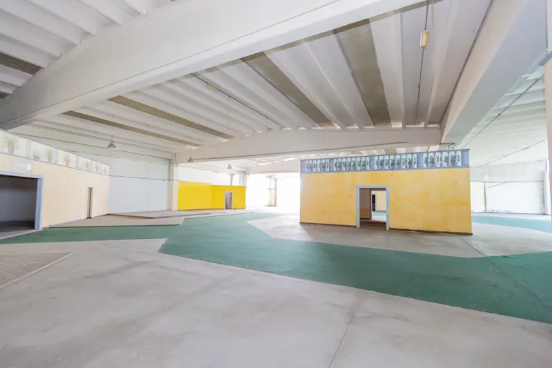 Brescia Est fronte A4: store al secondo piano