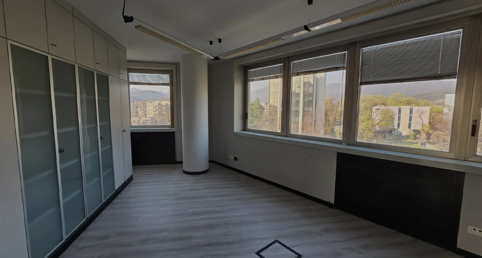 Ufficio panoramico - piano 4 - 110 m²